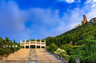 盛夏 來海天佛國擁抱藍(lán)天白云,享26℃的清涼